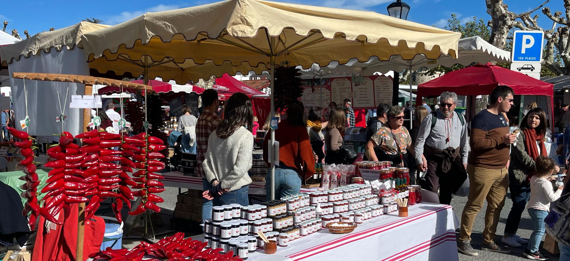 Le Marché aux Piments Espelette